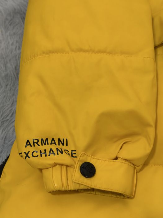 Куртка Armani  L зимняя