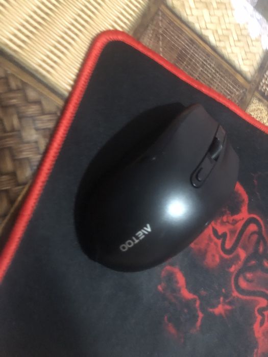 Noutbook 300gb batareya qoyish kere zaretkada ishlidi