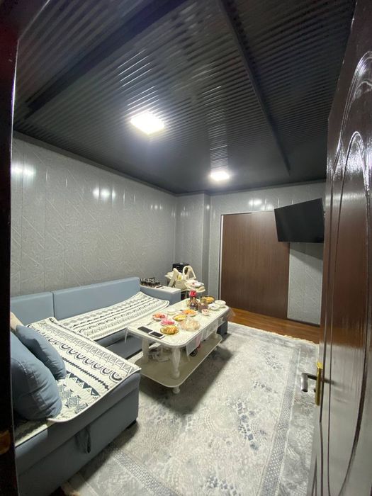 92м2, Срочно , Продам квартиру в Юнусабаде квартал 14 , 4комнатная