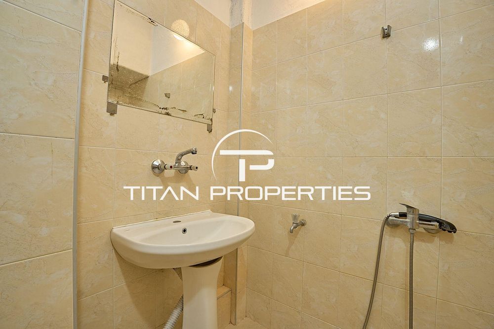 Продава се Двустаен апартамент в Пловдив, Младежки Хълм - 60 кв.м за 1182 €/кв.м - Снимка #8