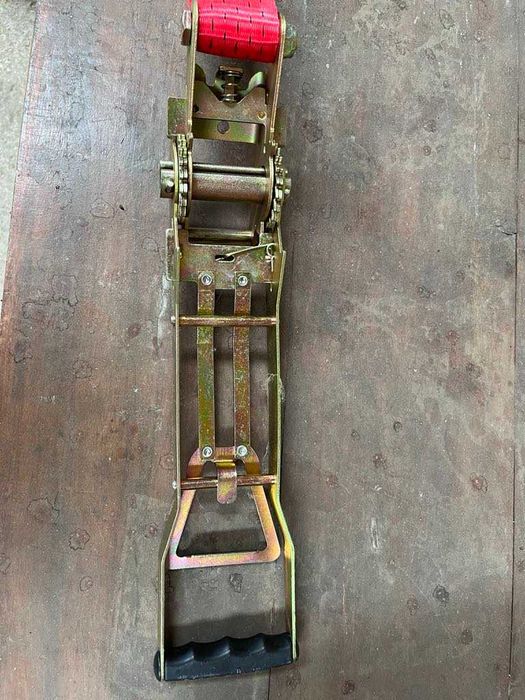 КОЛАН за УКРЕПВАНЕ на Товари с Тресчотка  10м 5т