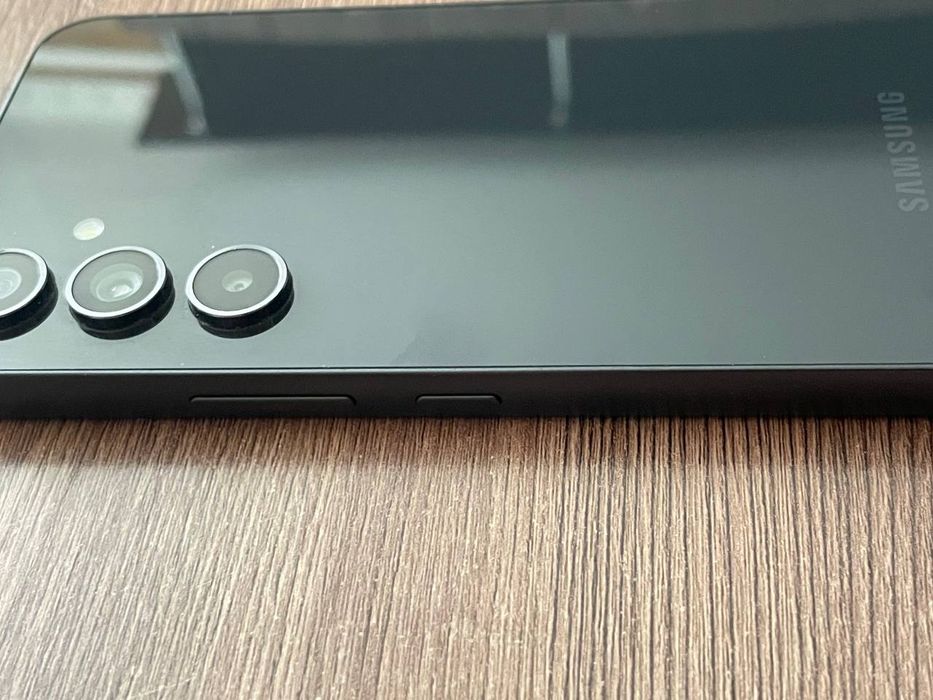 Samsung a54 8/256  обмен на Iphone