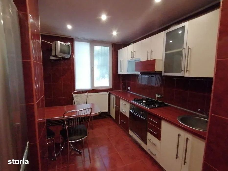 Vanzare apartament 3 camere decomandat, acte disponibile, Izvorul Trot