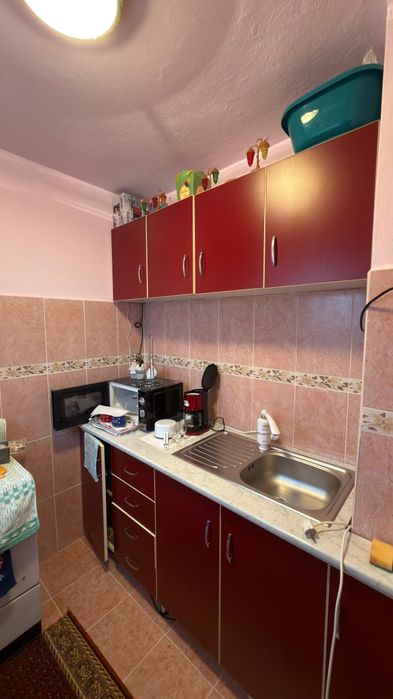 Vand apartament 2 camere, mobilat