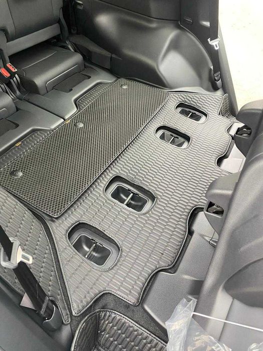 Премиальные 3D / 5D / 10D автоковрики в Астане