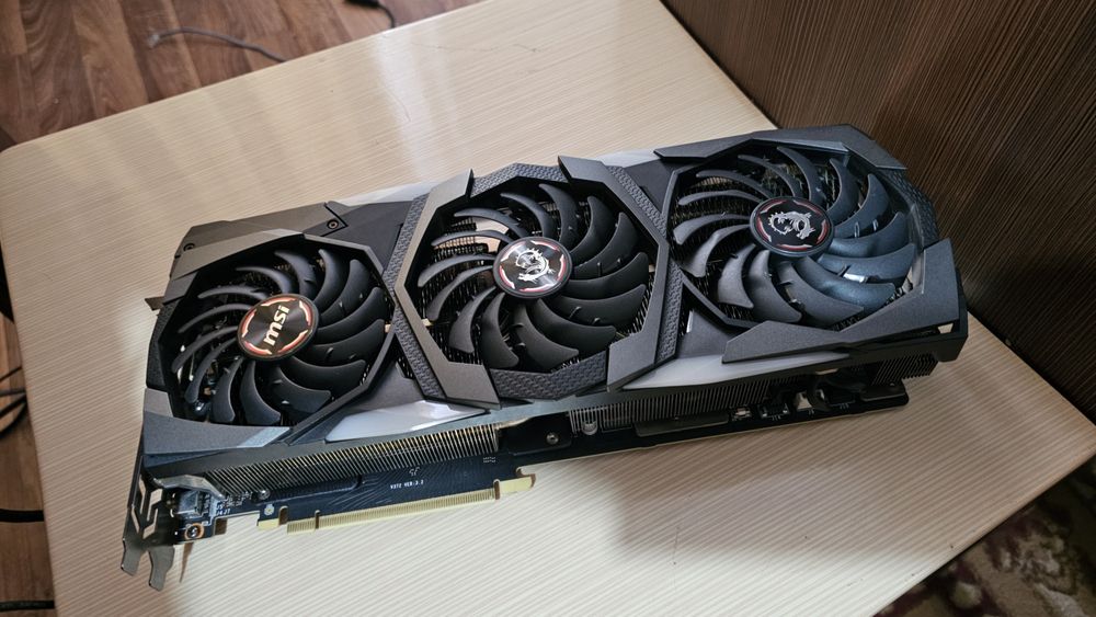 RTX 2080 super MSI Gaming Trio