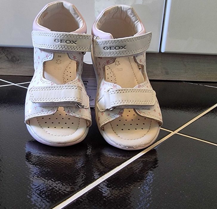 Детски сандали Geox