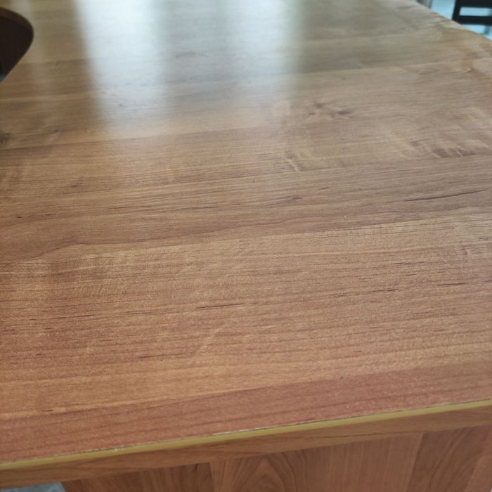 Угловой стол для компьютера