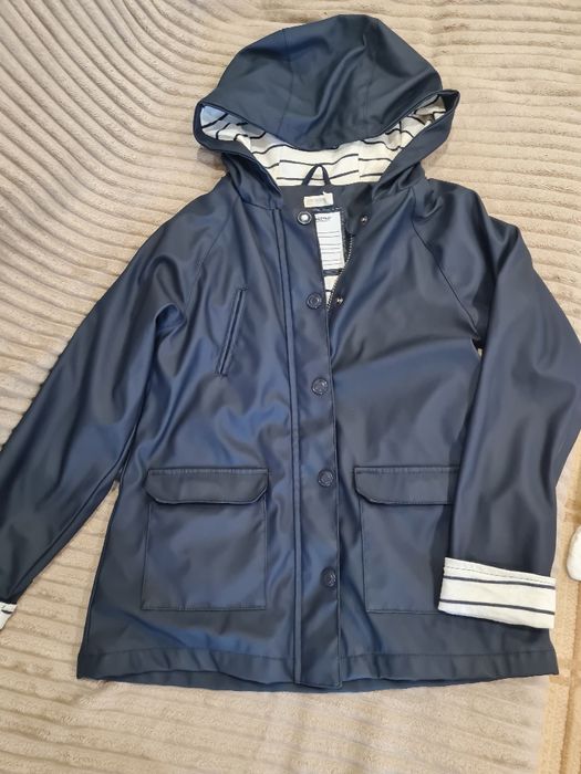 Продам  детский  плащ