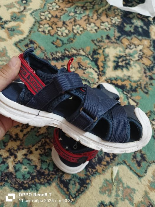 Продам ботинки на осень,весну