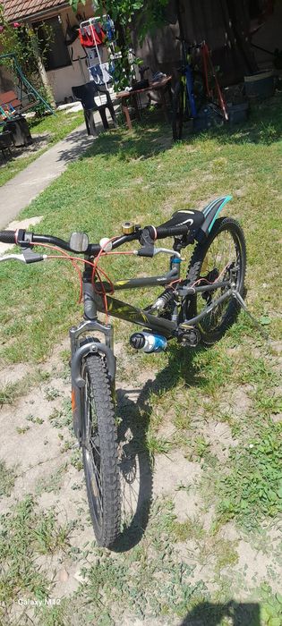 Vand bicicleta de 26 stare foarte  buna