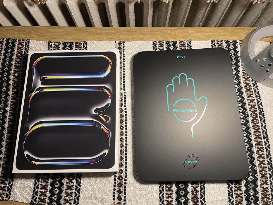 *Nou* Set complet iPad Pro 13" M5 2025 256GB Wi-Fi