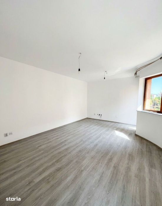 Apartament 4 Camere bloc nou 3 nivele