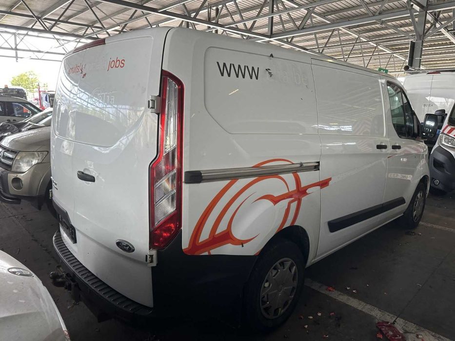 Dezmembrez Ford Transit Custom,2016,2.0 diesel ,cod motor YMF6 180,000