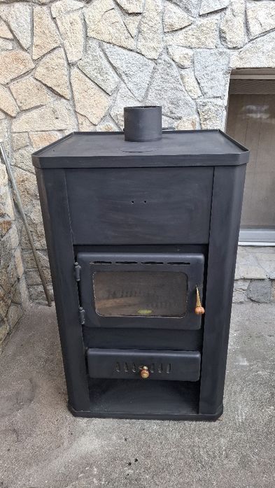 Камина Прити с водна риза