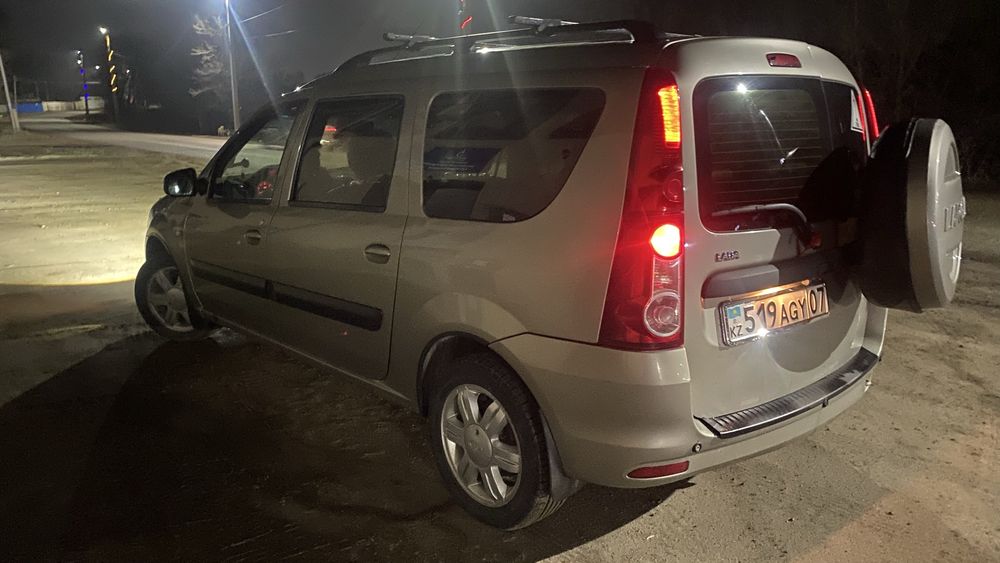 Lada largus 2015 г.