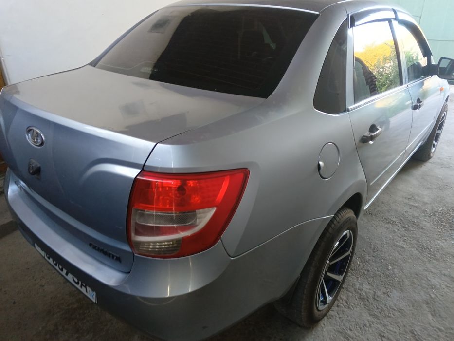Lada granta 2012