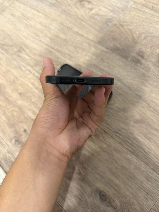 iphone 15 в хорошем состояний