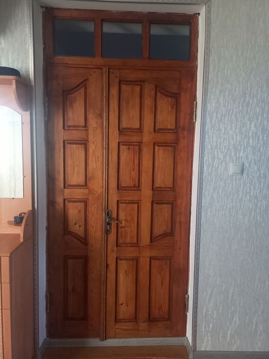 Есіктер сатылады 2штук