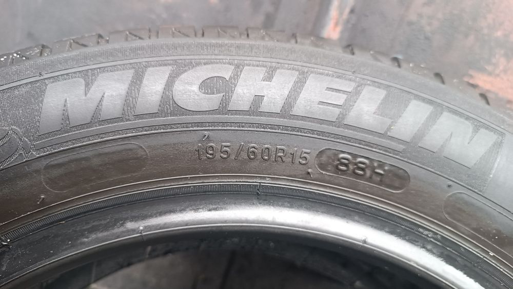 195/60/15 Michelin