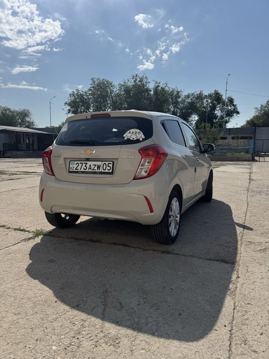 Продам chevrolet spark 2020