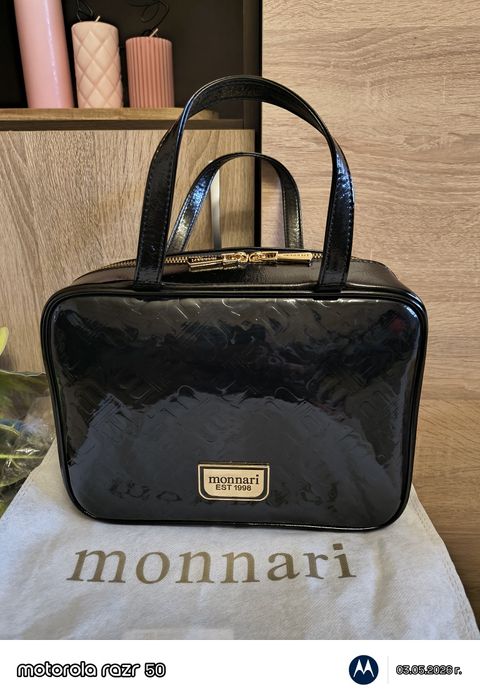 Куфарче за гримове Монари