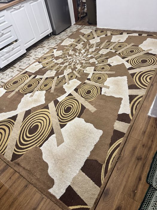 Ковер коричневая