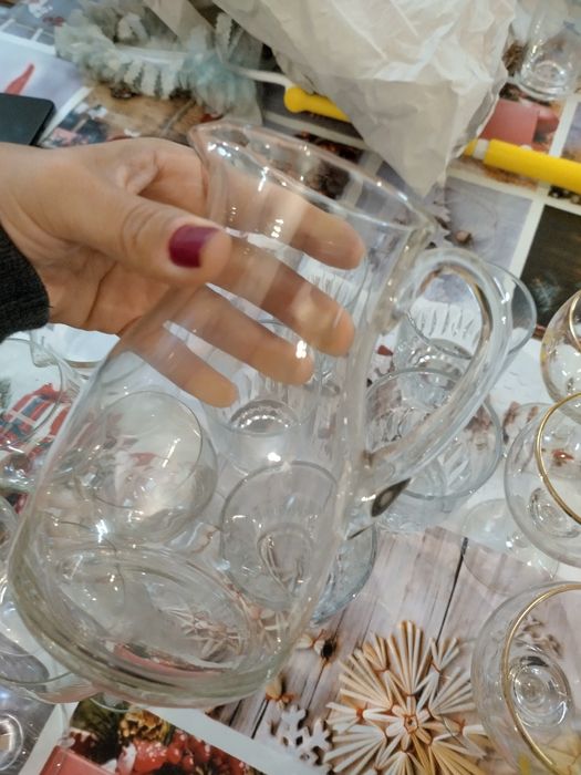 Голямо разнообразие от старинни колекции ,сервизи и други на символичн