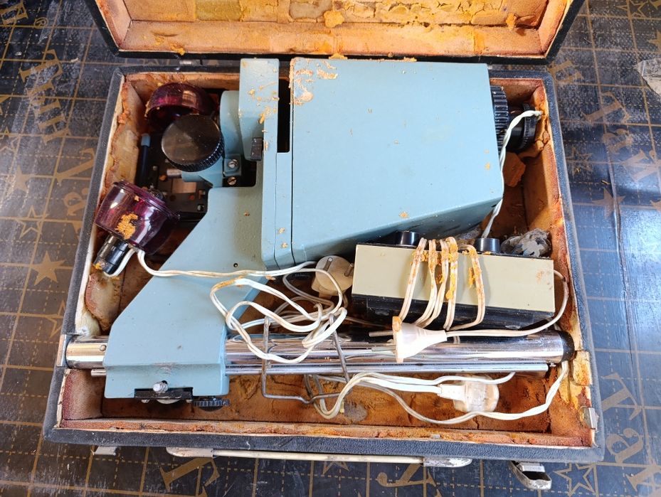 Продам ретро фотоаппарат, кинокамеру