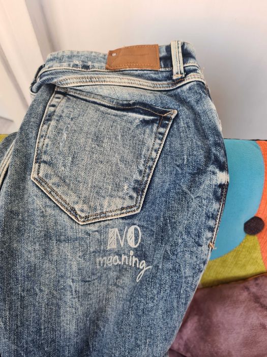 Jeans Zara noi cu eticheta