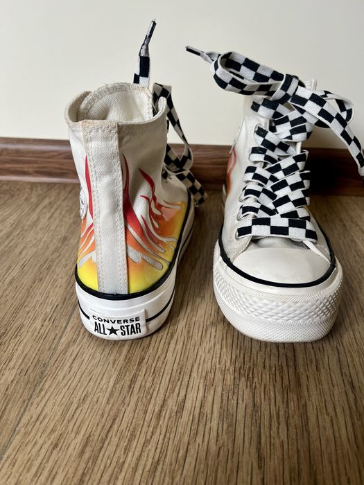 Високи кецове Converse Chuck Taylor