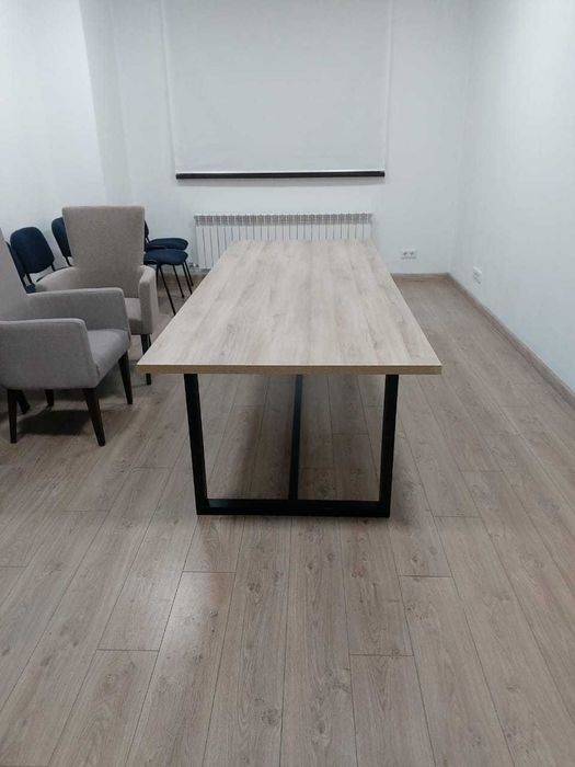 Конференц столы оптом и в розницу столы для переговоров