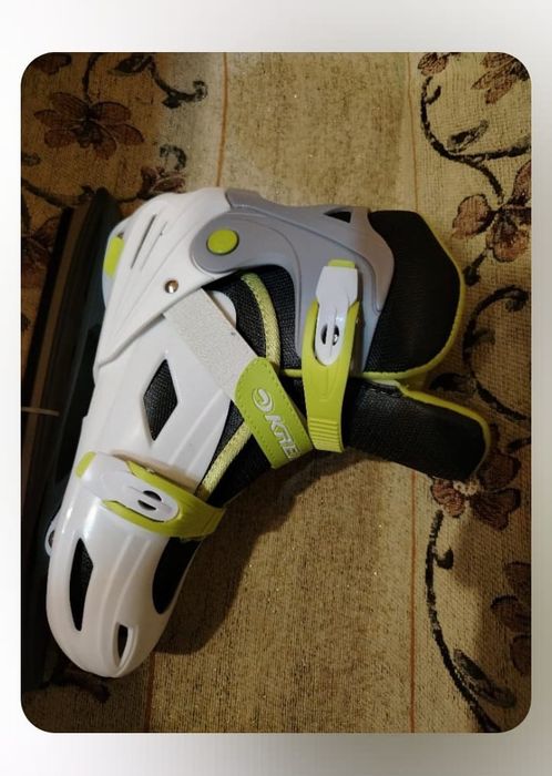 Продам коньки новые