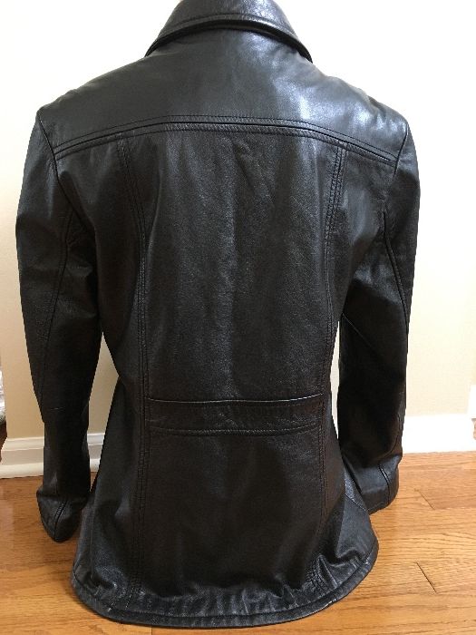 Дамско яке-сако естествена кожа