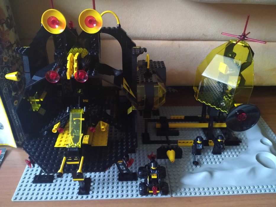 Lego Space Blacktron 6987 Message Intercept Base