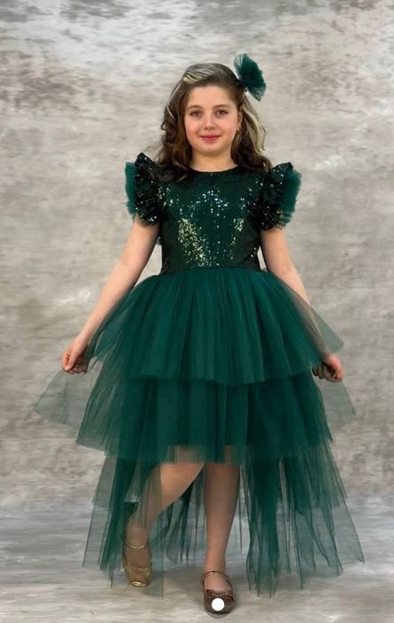 Vând rochițe fetițe