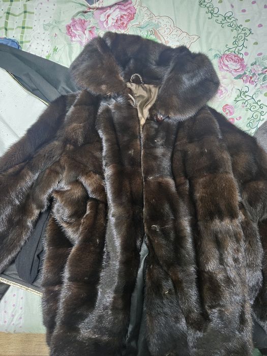 Продам норковую шубу