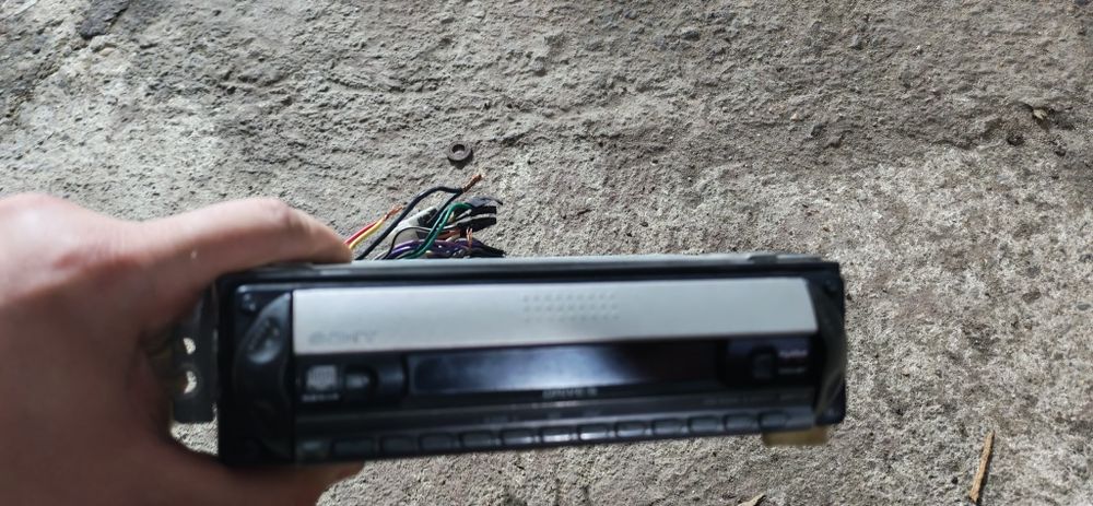 Продам автомагнитола