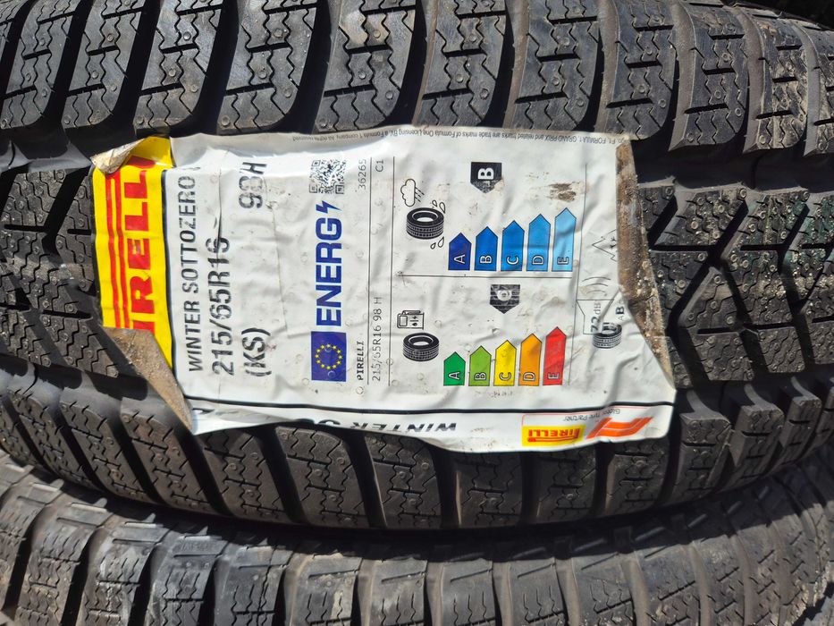 4 Anvelope M+S IARNA - 215/65/16 - PIRELLI Scorpion Winter - NOU - DOT 2021 !