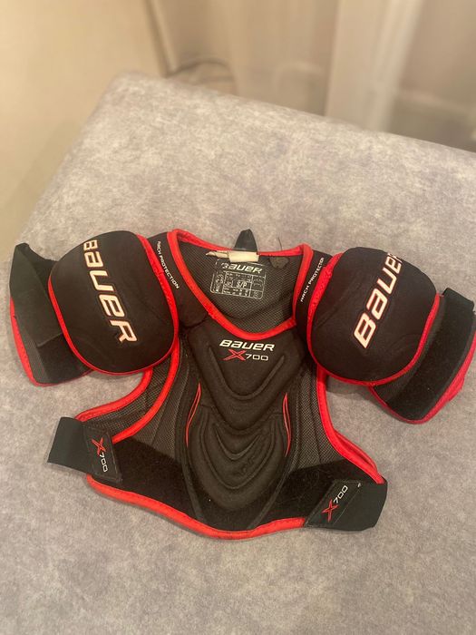 Продам хоккейную форму