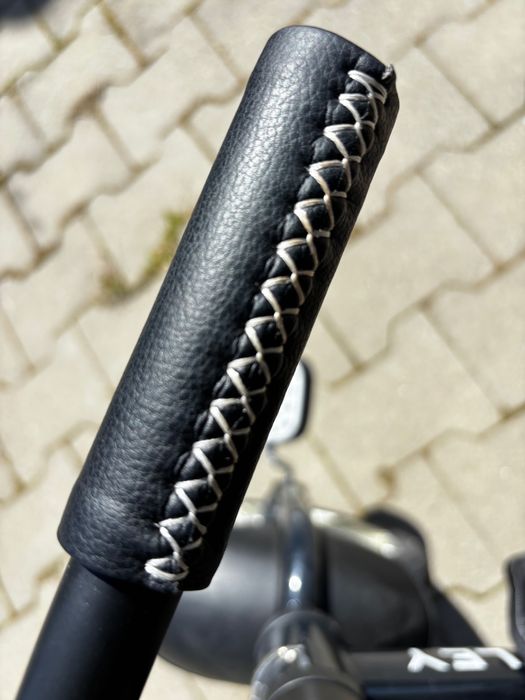 Детска триколка Bentley 6 в 1, черна отлично състояние