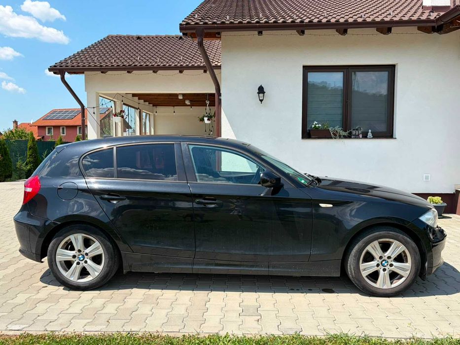 BMW 1 Series 2011 — imagine 3