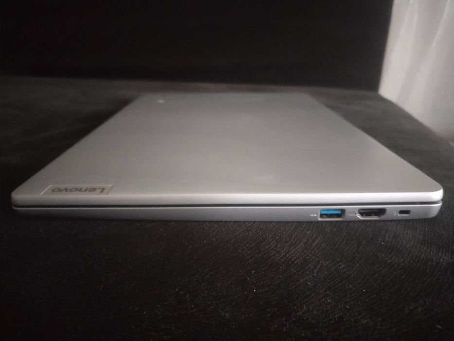 Продавам лаптоп / Chromebook Lenovo 3i-15 (15.6"), нов внос от Германия