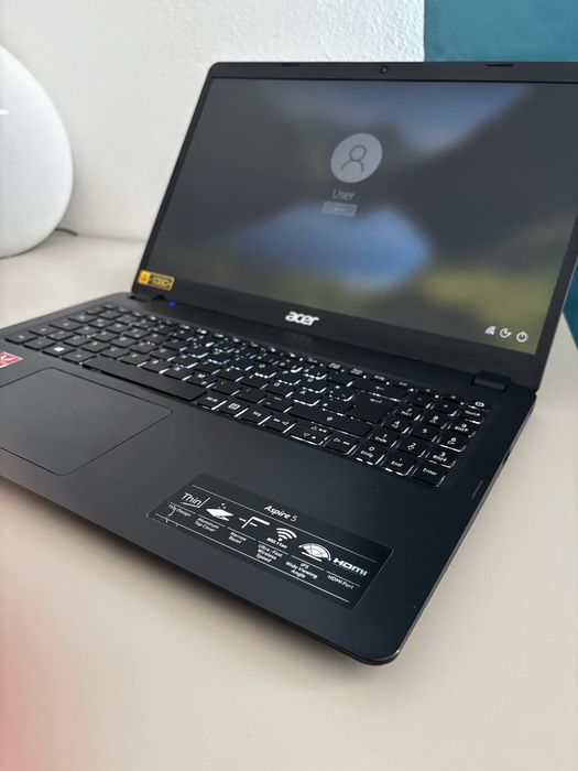 Acer •Amd Ryzen 5 •16Gb • 512• Taste luminate• Stare excelenta