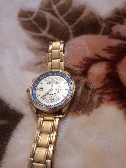 Orient Multi-Year Calendar auriu