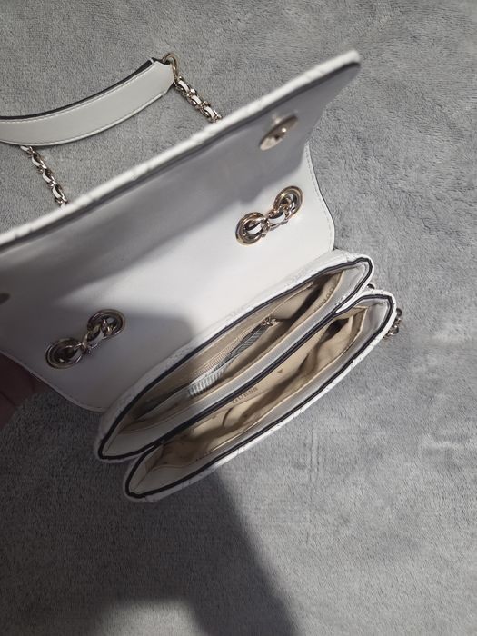 Geanta guess originala