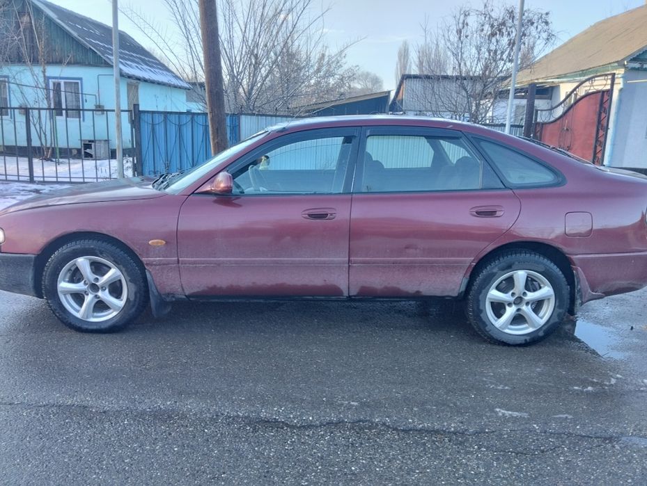 Продам машину мазда кронос