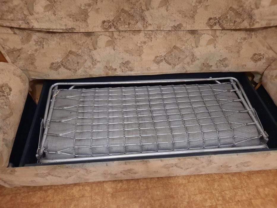 Диван и 2 кресла