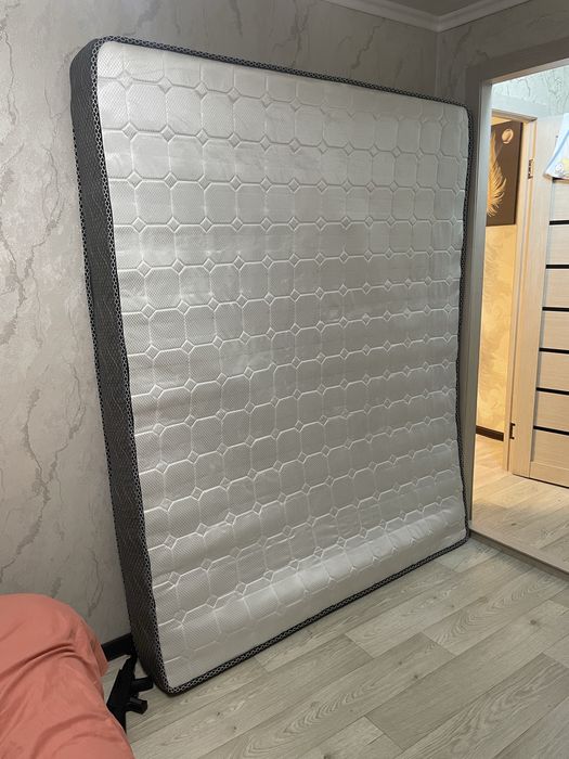 Матрас 160/200 бесплатно.