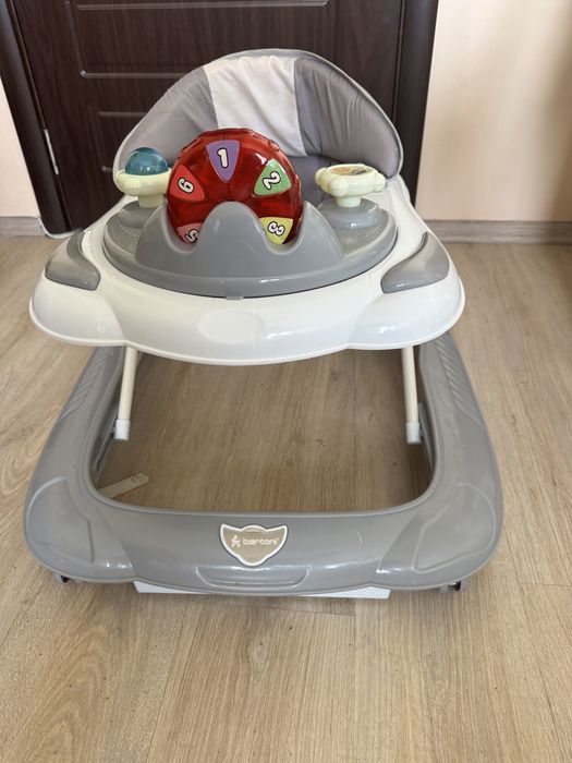 Проходилка, бънджи и играчка за кошара